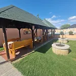 Richie I & Pool Апартаменты