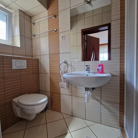 Apartament Richie I & Pool