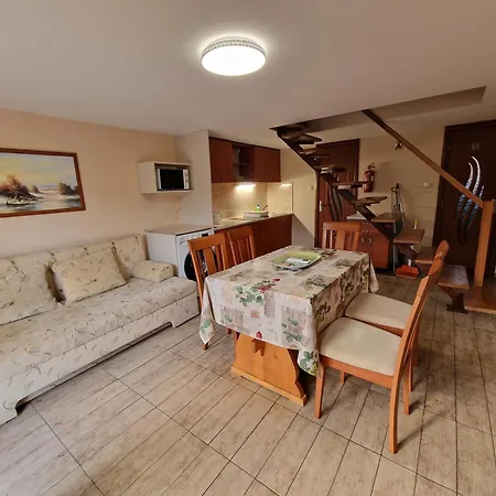 Apartament Richie I & Pool